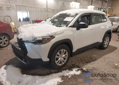 2025 Toyota Corolla Cross L z USA, uszkodzony, nr VIN 7MUAAABG6SV122451